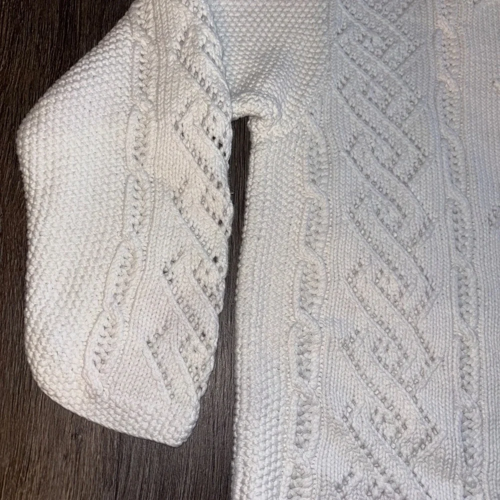 Talbots 💯 cotton chunky knit white sweater Sz medium excellent condition